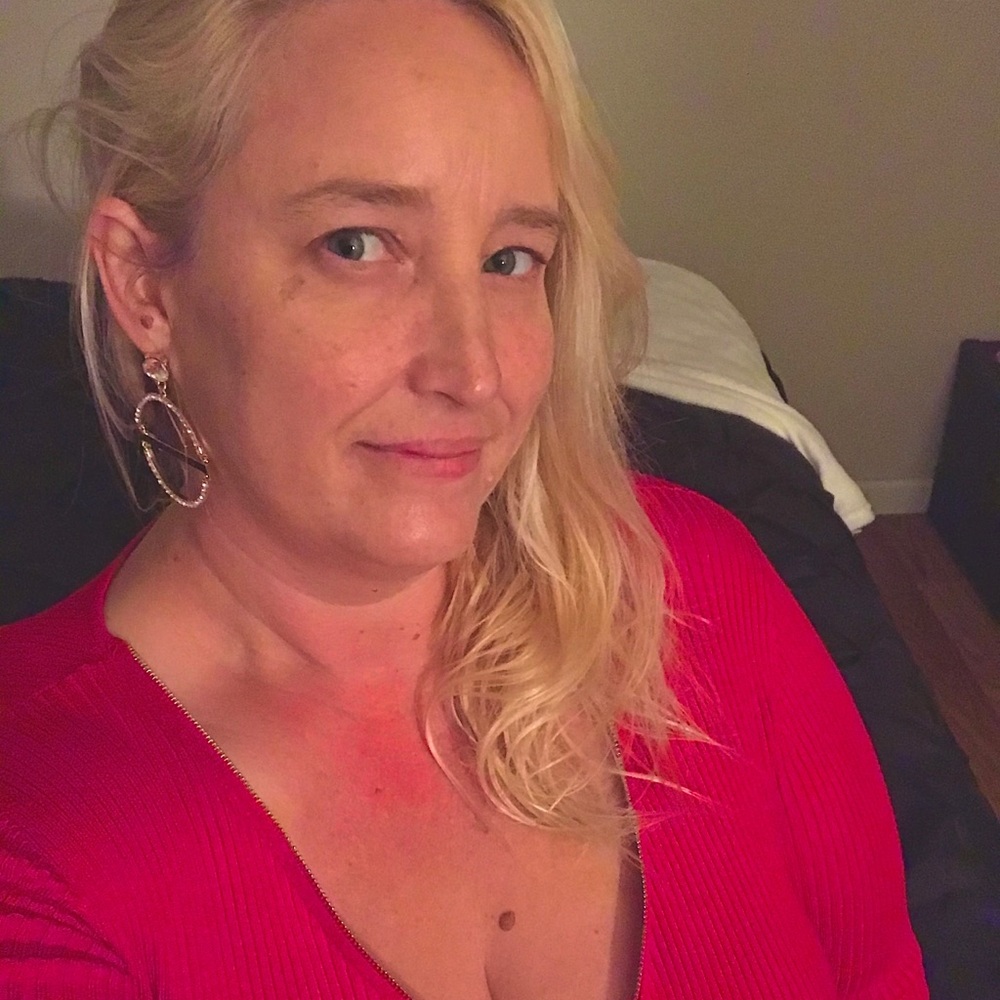 Meet your Posher, April